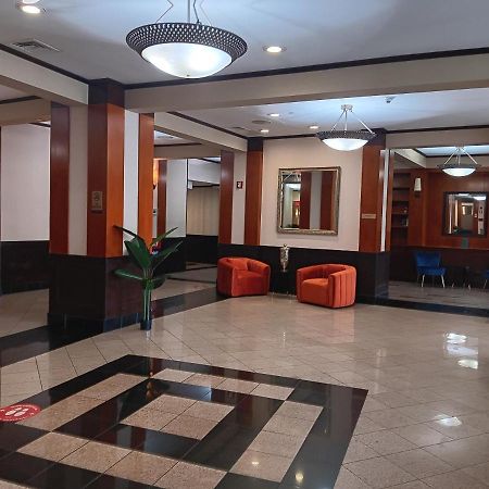 Clarion Hotel & Suites Mount Laurel Kültér fotó