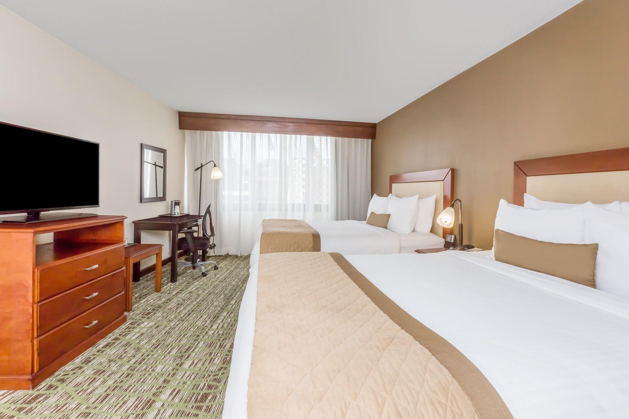 Clarion Hotel & Suites Mount Laurel Kültér fotó